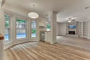 26 Sylvan Forest Dr, The Woodlands, TX 77381 - Photo 19