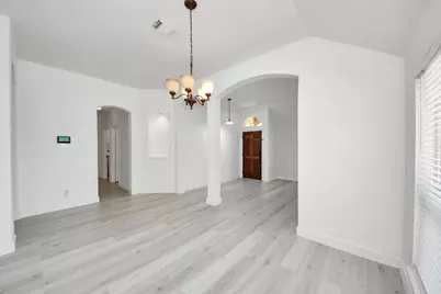 10850 White Oak Point Court, Cypress, TX 77429 - Photo 13