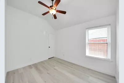 10850 White Oak Point Court, Cypress, TX 77429 - Photo 23