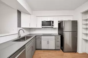 2425 Holly Hall St, Houston, TX 77054 - Photo 7