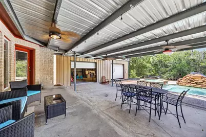 8618 Highway 6, Hitchcock, TX 77563 - Photo 39