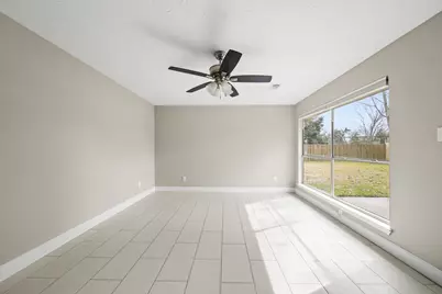 7010 Pembrough Lane, Katy, TX 77494 - Photo 13