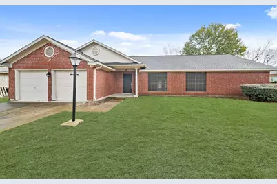 7010 Pembrough Lane, Katy, TX 77494 - Photo 7