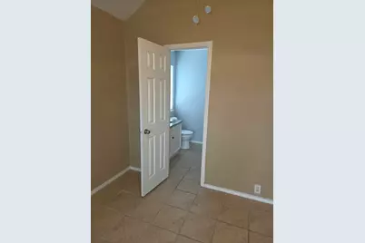 14223 Curry Creek Lane, Houston, TX 77090 - Photo 9