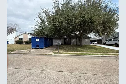1321 Sagebrush Street, Angleton, TX 77515 - Photo 1