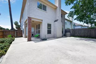 3655 Royal Royce Dr, Houston, TX 77042 - Photo 43