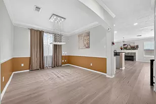 3655 Royal Royce Dr, Houston, TX 77042 - Photo 5