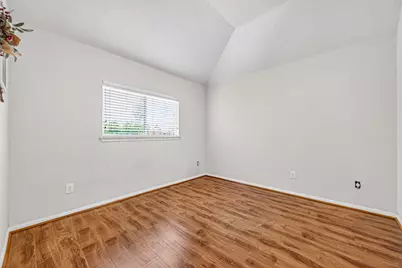 3655 Royal Royce Drive, Houston, TX 77042 - Photo 35