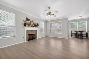 3655 Royal Royce Dr, Houston, TX 77042 - Photo 13