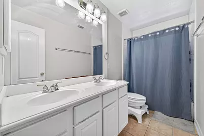 3655 Royal Royce Drive, Houston, TX 77042 - Photo 37