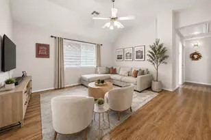 3655 Royal Royce Dr, Houston, TX 77042 - Photo 27