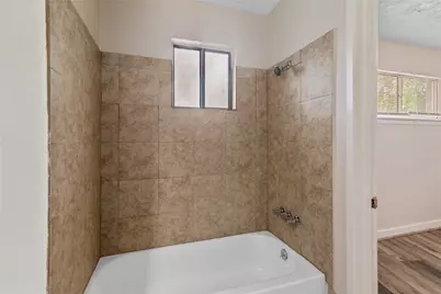 4811 Oakland Street #6, Houston, TX 77023 - Photo 11
