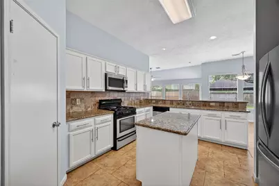 4535 Backenberry Drive, Friendswood, TX 77546 - Photo 13