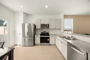 16956 Juniper Blossom Bnd, Conroe, TX 77302 - Photo 5