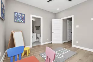 316 Thornton Rd, Houston, TX 77018 - Photo 15