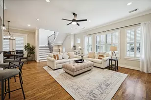 934 W 22nd St, Houston, TX 77008 - Photo 13