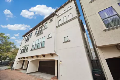 934 W 22nd Street #B, Houston, TX 77008 - Photo 1