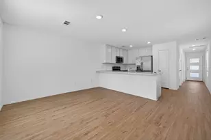 42 County Rd 5201, Cleveland, TX 77327 - Photo 13