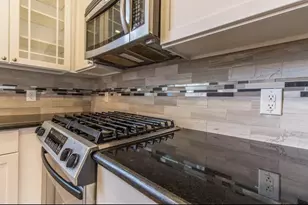 5918 Kansas St, Houston, TX 77007 - Photo 5