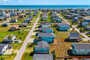 4102 Grayson Dr, Galveston, TX 77554 - Photo 35