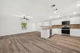 24130 Spring Mill Ln, Spring, TX 77373 - Photo 11