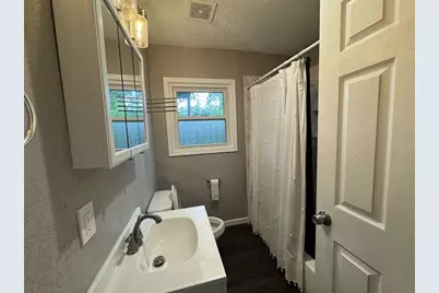 1910 Little Street, La Marque, TX 77568 - Photo 7