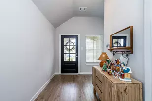 17568 Rosewood Manor Ln, New Caney, TX 77357 - Photo 5