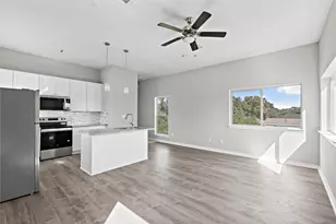 8204 Tower St, Houston, TX 77088 - Photo 7