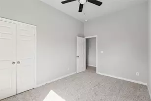 8204 Tower St, Houston, TX 77088 - Photo 19