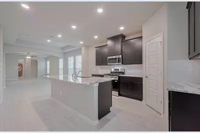 730 Marion Drive, Dayton, TX 77535 - Photo 5