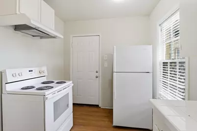 2313 Avenue L, Rosenberg, TX 77471 - Photo 11