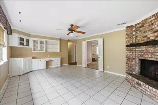 1870 Rikisha Ln, Beaumont, TX 77706 - Photo 5
