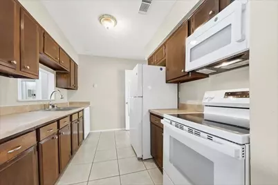 4226 Burkegate Drive, Spring, TX 77373 - Photo 7