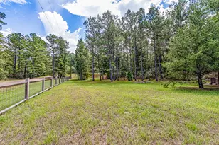 51 Crk Bnd Dr, Huntsville, TX 77320 - Photo 11