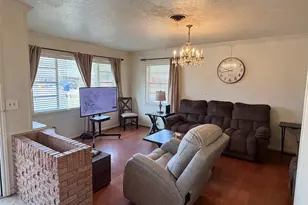 110 Charles St, Crockett, TX 75835 - Photo 3