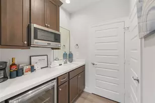 2704 Grand Fountains Dr, Houston, TX 77054 - Photo 3