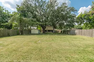 519 Sharon Dr, Humble, TX 77338 - Photo 11