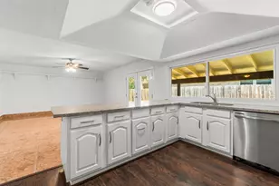 15526 Camino Del Sol Dr, Houston, TX 77083 - Photo 11