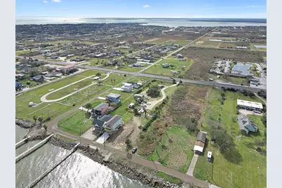 2219 Avenue A, Dickinson, TX 77539 - Photo 11