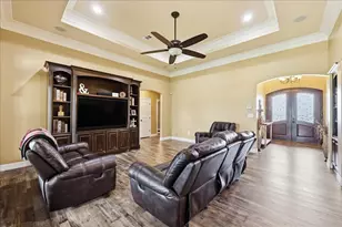 11610 Ridgecrest Dr, Beaumont, TX 77705 - Photo 13