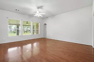 15111 Greenhaven Lake Ln, Cypress, TX 77429 - Photo 7