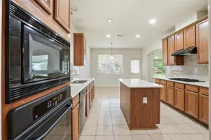 15111 Greenhaven Lake Ln, Cypress, TX 77429 - Photo 9