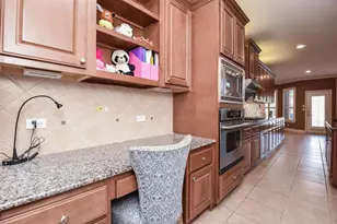 3911 Trailstone Ln, Katy, TX 77494 - Photo 13