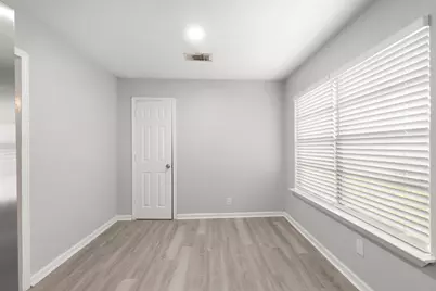 7938 Snowden Street, Houston, TX 77028 - Photo 11