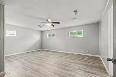 203 Chestnut Street, Lake Jackson, TX 77566 - Photo 23