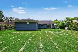 203 Chestnut St, Lake Jackson, TX 77566 - Photo 29