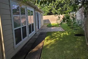 16011 Glen Mar Dr, Houston, TX 77082 - Photo 19