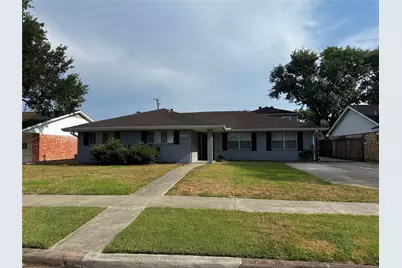 5811 McKnight Street, Houston, TX 77035 - Photo 1