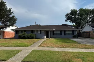 5811 McKnight St, Houston, TX 77035 - Photo 1