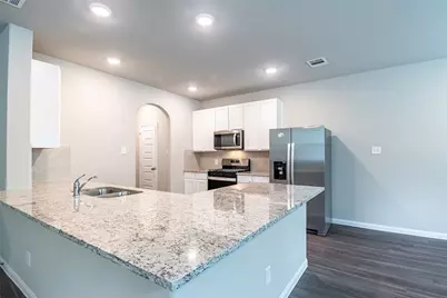 2413 Tavo Trail Drive, Conroe, TX 77301 - Photo 9